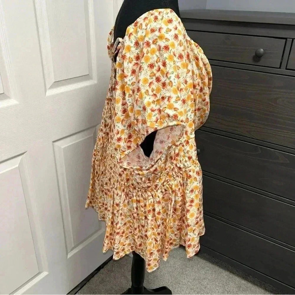 Torrid Crinkle Gauze Criss Cross Back  Top - Picture 5 of 8